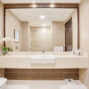Отель Modern En-suite Flat w/ Dubai Marina View!, фото 5