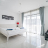 Отель Kamala Regent C403 - High Floor 3 bdr Apartment With Pool and gym, фото 4