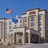 Отель Hampton Inn & Suites Milwaukee/Franklin, фото 1