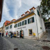 Отель Deluxe Apartment With two King Bedrooms and two Bathrooms in D Rnstein, фото 16