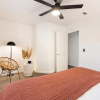 Отель Mojave Moon by Avantstay Modern & Bright JT Home in Great Location w/ Pool & Hot Tub, фото 8