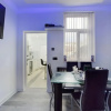 Отель Stunning 4-bed House Fully Refurbished Modern, фото 13