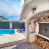 Отель Beautiful Home in Zadar With 5 Bedrooms, Wifi and Outdoor Swimming Pool, фото 1