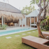 Отель Villa Casa Bocami Canggu By Azure Near Finns, фото 18