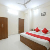 Отель OYO 19970 Hotel Pink View, фото 12
