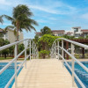 Отель Casa Brisas 2 Bedroom Apts by RedAwning, фото 43
