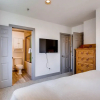 Отель Uniquely Decorated Mountain Plaza  3 Bedroom Condo - No Cleaning Fee! by RedAwning, фото 3