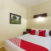 Отель OYO Hotel Emperador, фото 15