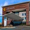 Отель La Quinta Inn & Suites by Wyndham Tuscaloosa University, фото 3