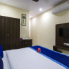 Отель OYO 7627 Royal Plaza, фото 8