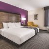 Отель La Quinta Inn & Suites by Wyndham Myrtle Beach - N Kings Hwy, фото 6