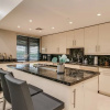 Отель Luxe 4 Bdrm W/pool and Spa on Golf Course Lot!, фото 13