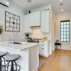 Отель Lovely Mt Pleasant Townhouse w/ Central Location!, фото 3