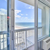 Отель Vacation Vibe Condo: Eleventh-floor Ocean Views, фото 7