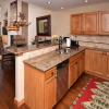Отель Aspenwood Lodge #304 2 Bedroom Condo by RedAwning, фото 8