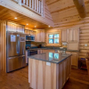 Отель Armstrong Luxury Log Vacation  At Windcliff 4 Bedroom Home by RedAwning, фото 2