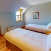 Отель Dingle Courtyard Cottages 2 Bed Sleeps 4, фото 8