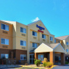 Отель Spark by Hilton Springfield Southwest, фото 1