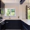 Отель The West Byfleet Place - Modern 3bdr Flat With Garden, фото 14