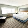 Отель AmericInn by Wyndham Shakopee Near Canterbury Park, фото 7