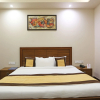 Отель OYO TOWNHOUSE 460 H C Grand, фото 7