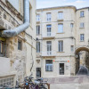 Отель Bright studio near the Popes Palace in Avignon - Welkeys, фото 1