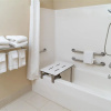 Отель Country Inn & Suites by Radisson, Charleston South, WV, фото 10