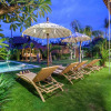 Отель Authentic 4BR Villa With a Touch of Wood, фото 21