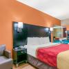 Отель Econo Lodge, фото 7