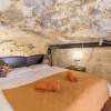 Отель Pleasant Stone House & Jacuzzi St Martin, фото 13