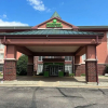 Отель Quality Inn & Suites, фото 41