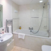 Отель Stylish 1 Bed in West Kensington 7mins To Tube, фото 6