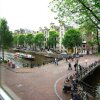 Отель Zandberg - Canal view apartments в Амстердаме
