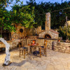 Отель Petalidi Stone House With Garden Near the Beach, фото 1