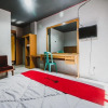 Отель RedDoorz Plus near RSCM Jakarta, фото 7