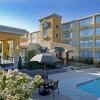 Отель La Quinta Inn And Suites Manchester, фото 21
