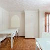 Отель Compton Lodge 5-bedroom house, фото 8