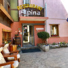 Отель Alpina, фото 1