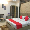 Отель OYO 15771 4 Season Hotel, фото 3