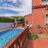 Отель Luring Holiday Home in Girona With Swimming Pool, фото 1