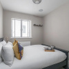 Отель Elliot Oliver- Superior 6 Bedroom House With Hot Tub And Log Burner, фото 5