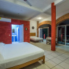 Отель Traditional Sierra Leon Oceanfront Rooms, фото 21