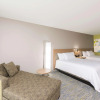 Отель Hilton Garden Inn Grand Rapids East, фото 5