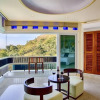 Отель Luxury Suite With Waterfall, Ocean And Swimming Pool View, фото 5