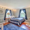 Отель Londonderry Retreat ~ 3 Mi to Lowell Lake!, фото 4
