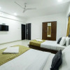 Отель OYO 7150 Apartment Metro View Residency, фото 4
