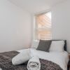 Отель Seagrass Henley - 2 Bed Entire Serviced Apartment, фото 20
