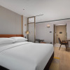 Отель Home2 Suites by Hilton Beijing West Railway Station, фото 6