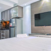 Отель Homey And Simple Studio At Serpong Greenview Apartment, фото 3