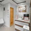 Отель OYO 605 The Quarters, фото 8